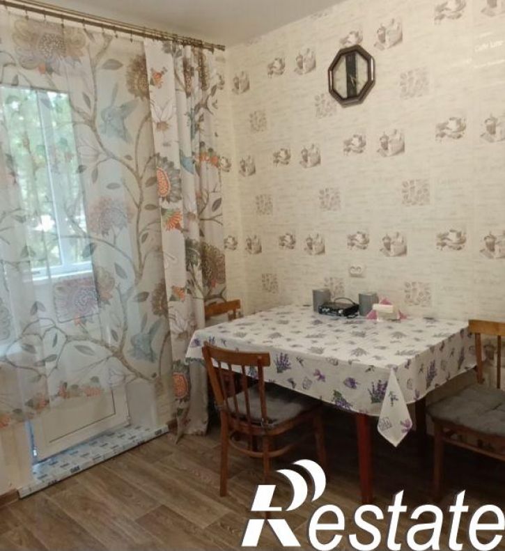 1-комн квартира Учебный городок ул, 33